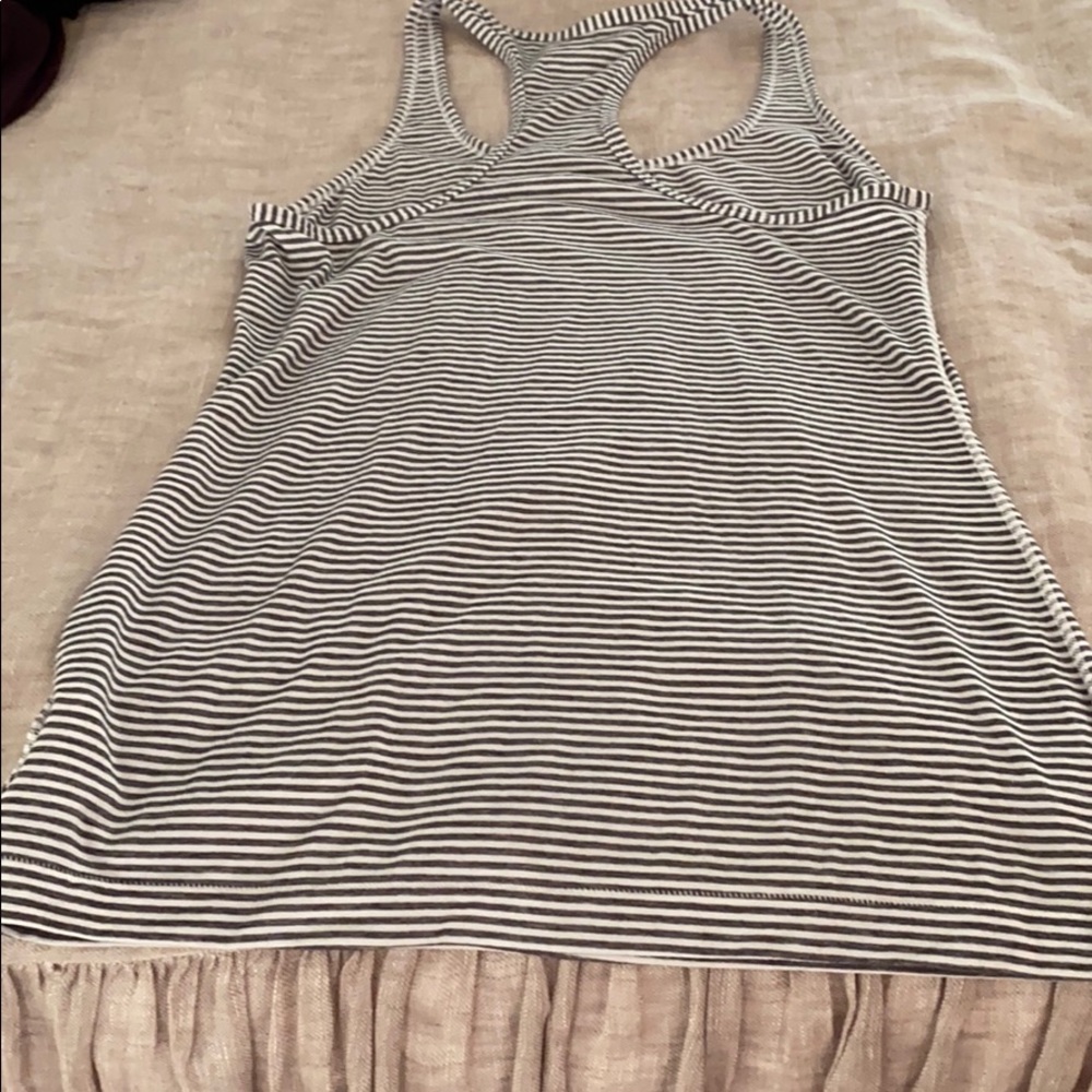 GapFit Tank - Picture 2 of 3